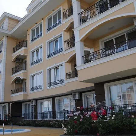 In Rif 3 Szálloda 3*