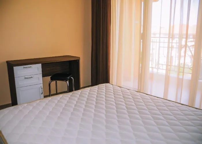 In Rif 3 Szálloda Ravda