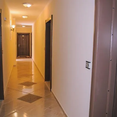 Готель In Rif 3 3*
